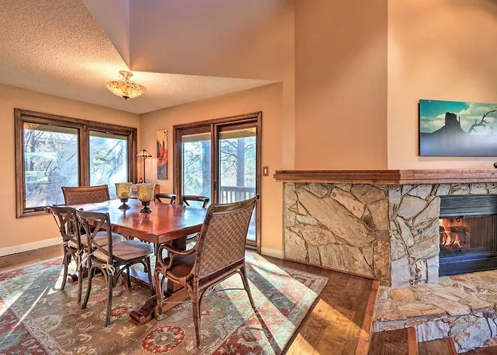 Casa vacanze Upscale Country Club W/ Mtn Views! Flagstaff