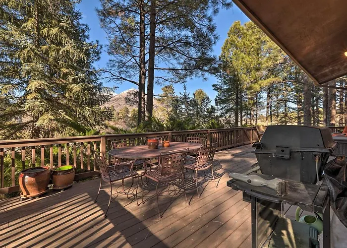 Casa vacanze Upscale Country Club W/ Mtn Views! Flagstaff