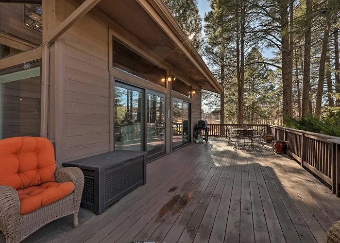 Casa vacanze Upscale Country Club W/ Mtn Views! Flagstaff