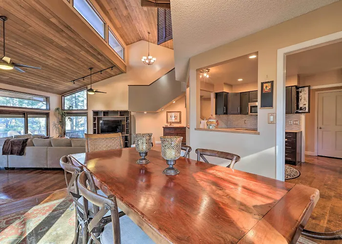 Upscale Country Club W/ Mtn Views! Holiday home Flagstaff